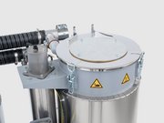 sDRY 40/80 搭配 sDRYBIN S 15-250: 全面隔热的干燥料桶